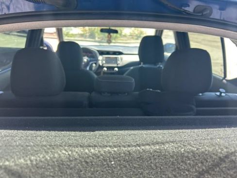 Used 2020 Nissan Kicks SV FWD image 15