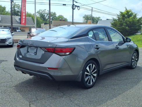 Used 2024 Nissan Sentra SV w/ SV Premium Package FWD image 5