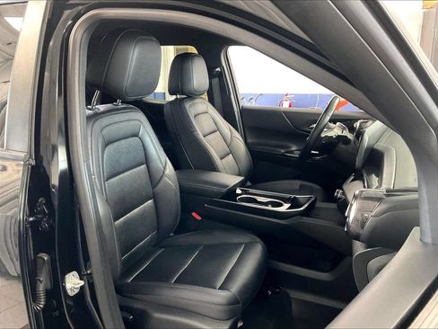 Used 2025 Chevrolet Equinox LT w/ Convenience Package II AWD/4WD image 11