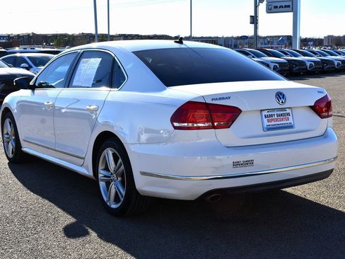 Used 2013 Volkswagen Passat TDI SE image 4