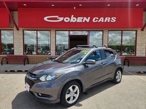 Used 2016 Honda HR-V EX image 1