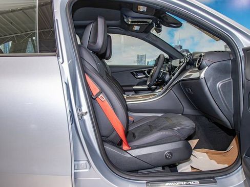 Used 2026 Mercedes-Benz GLC 43 AMG 4MATIC image 21