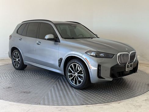 Used 2024 BMW X5 xDrive40i w/ M Sport Package AWD/4WD image 7