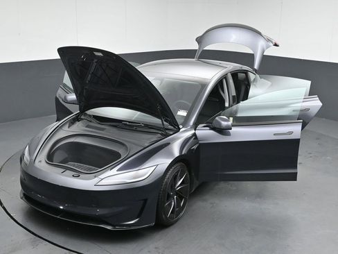 Used 2024 Tesla Model 3 Performance image 49