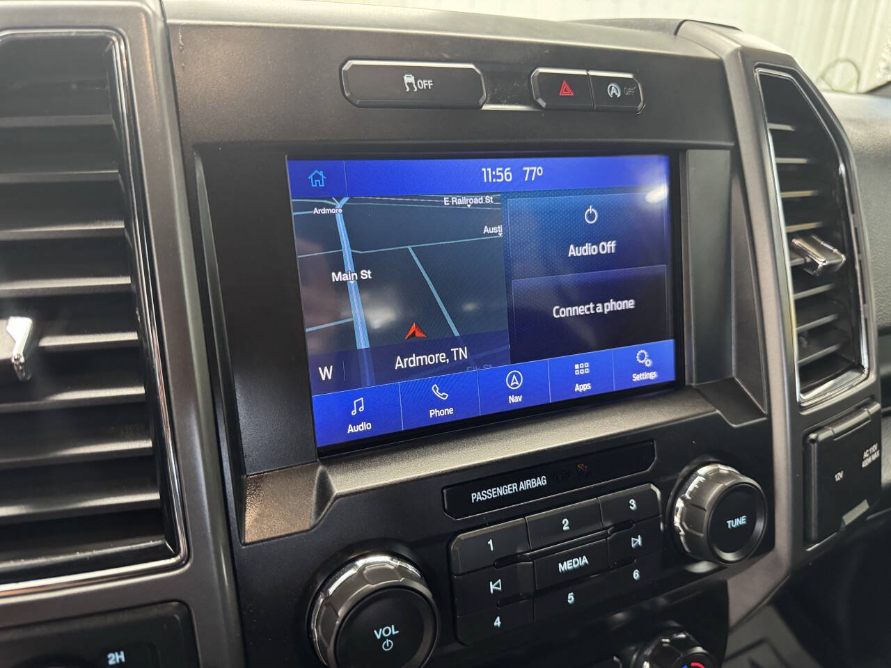 Used 2020 Ford F150 XLT w/ Equipment Group 302A Luxury AWD/4WD image 34