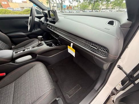 New 2026 Honda HR-V Sport image 39