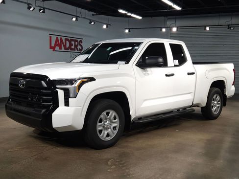 New 2026 Toyota Tundra SR image 3