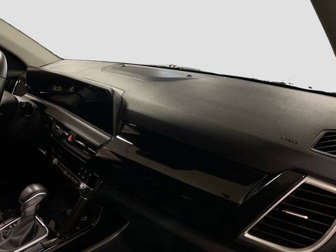 Certified 2025 Kia Seltos S FWD image 29
