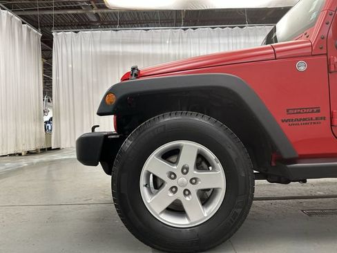 Used 2015 Jeep Wrangler Unlimited Sport w/ Quick Order Package 24S AWD/4WD image 20