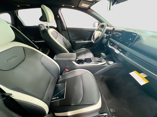 New 2025 Kia K4 GT-Line w/ GT-Line Premium Package FWD image 29