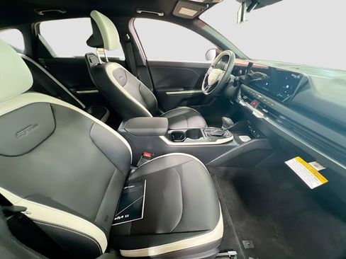New 2025 Kia K4 GT-Line image 29