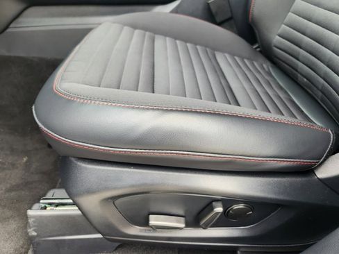 New 2026 Ford Explorer ST-Line w/ Premium Package RWD image 18