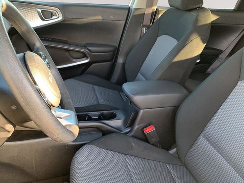 Used 2024 Kia Soul LX w/ Option Group 015 image 15