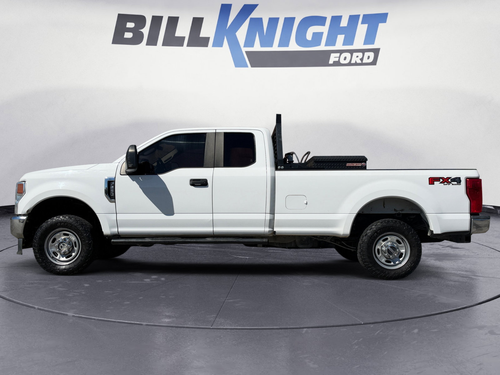Used 2021 Ford F250 XL w/ Power Equipment Group AWD/4WD image 2
