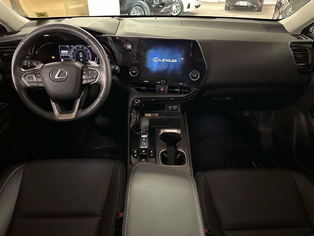 Used 2025 Lexus NX 250 AWD w/ Accessory Package (2T) image 17