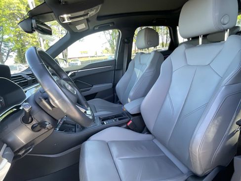 Certified 2023 Audi Q3 2.0T Premium Plus w/ Premium Plus Package AWD/4WD image 19