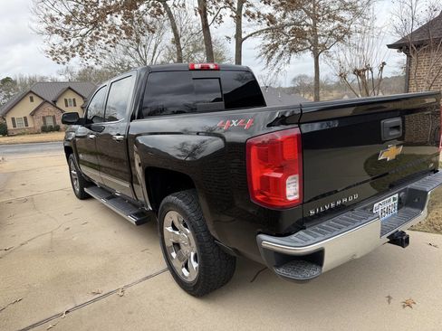 Used 2018 Chevrolet Silverado 1500 LTZ w/ Texas Edition image 8