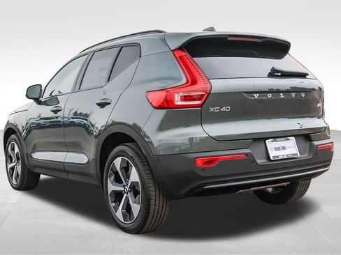 New 2026 Volvo XC40 B5 Plus w/ Protection Package Premier image 7