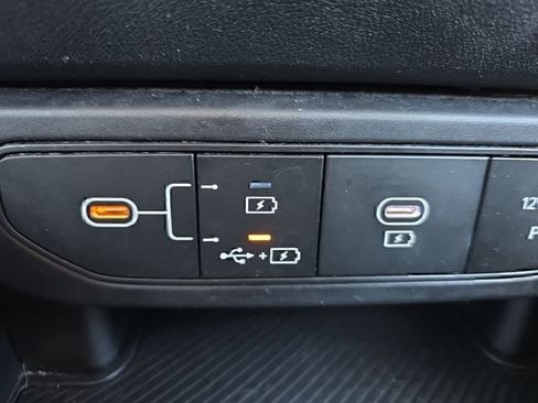 Used 2025 Kia K4 LXS image 14