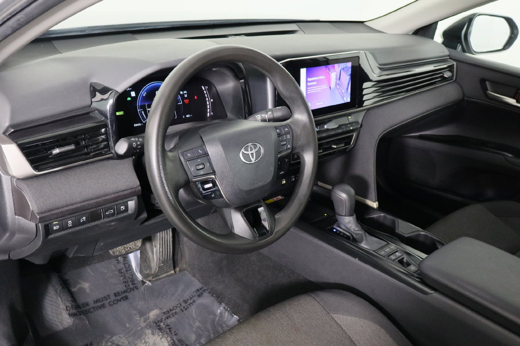 Used 2025 Toyota Camry LE FWD image 23