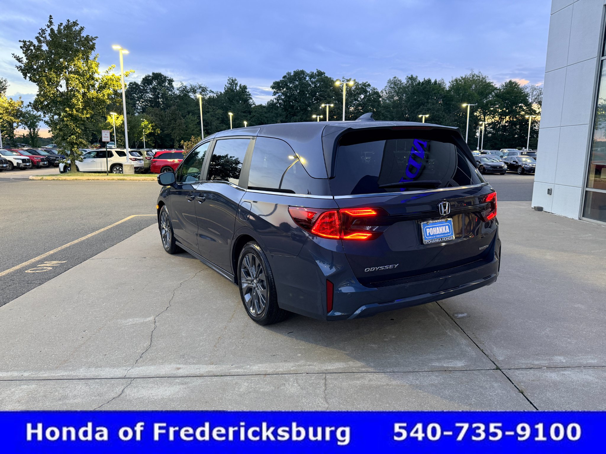 Certified 2026 Honda Odyssey Touring image 4