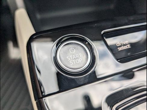 New 2025 Audi A6 e-tron Premium Plus image 12