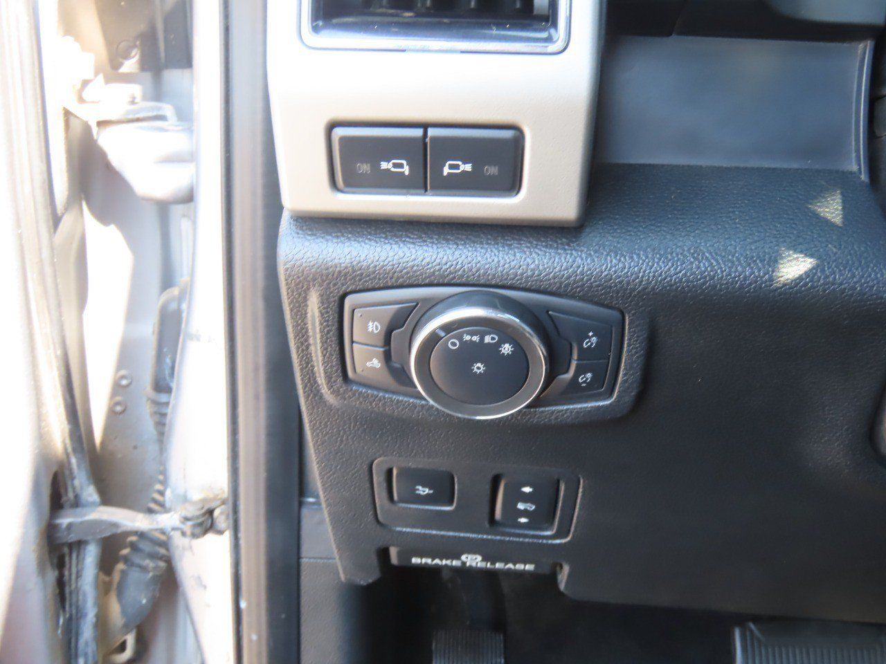 Used 2020 Ford F250 Lariat AWD/4WD image 27