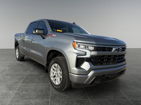 Used 2024 Chevrolet Silverado 1500 RST AWD/4WD image 9