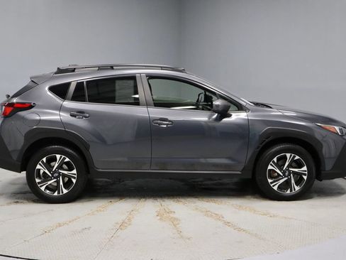 Used 2024 Subaru Crosstrek 2.0i Premium AWD/4WD image 6