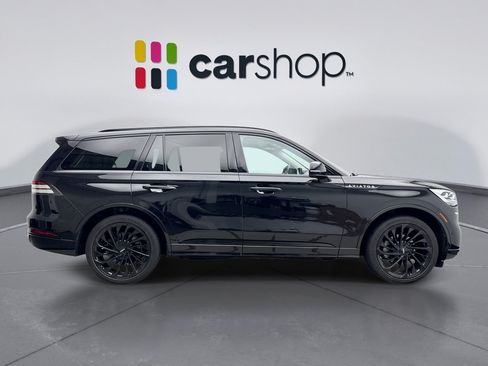 Used 2023 Lincoln Aviator Reserve w/ Equipment Group 201A AWD/4WD image 6
