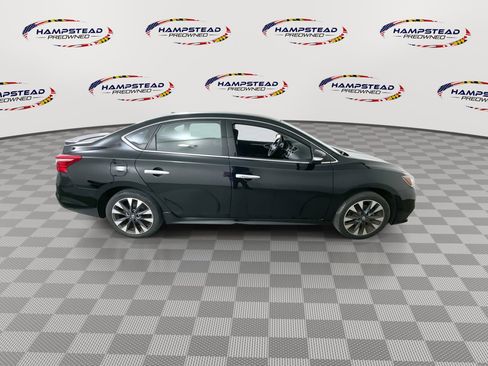 Used 2017 Nissan Sentra SR FWD image 9