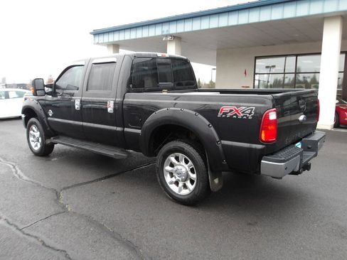 Used 2014 Ford F350 Lariat w/ Lariat Ultimate Package image 3