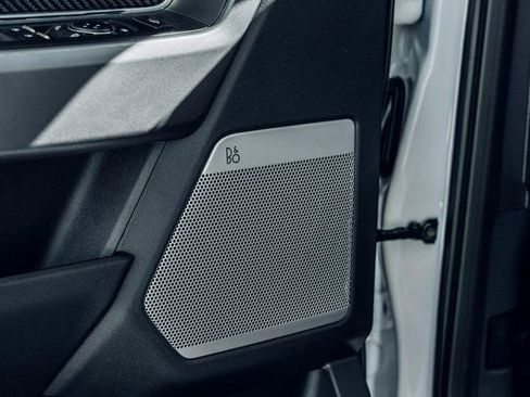 New 2026 Ford F250 Lariat w/ Black Appearance Package image 24