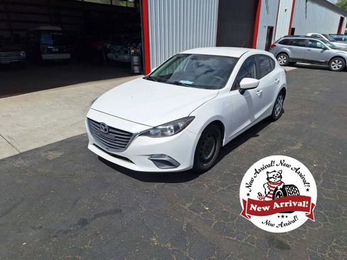 Used 2016 MAZDA MAZDA3 i Sport FWD image 1