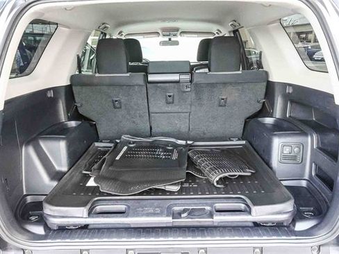 Used 2018 Toyota 4Runner SR5 image 28