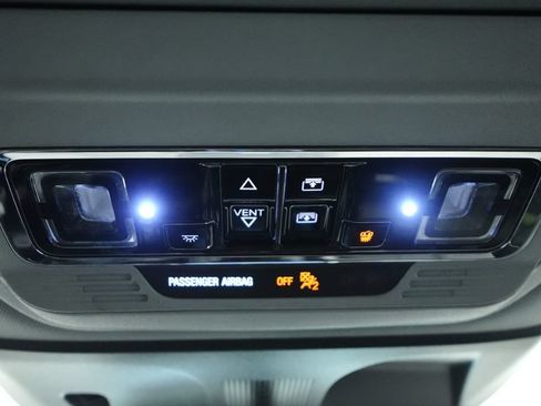 Used 2020 Lincoln Corsair Reserve w/ Equipment Group 201A AWD/4WD image 44