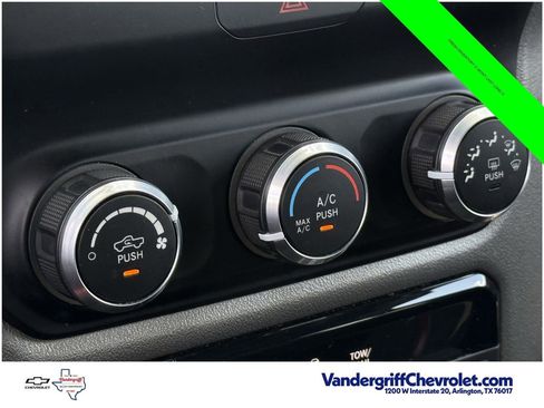 Used 2019 RAM 1500 Rebel AWD/4WD image 17