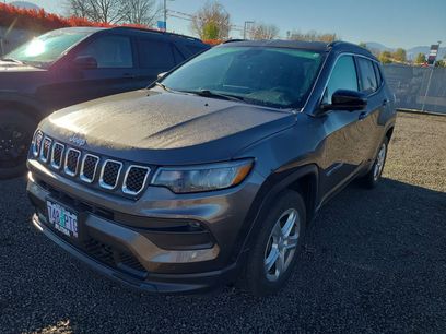 Used 2023 Jeep Compass Latitude w/ Convenience Group