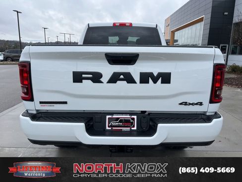 New 2026 RAM 2500 Big Horn AWD/4WD image 18