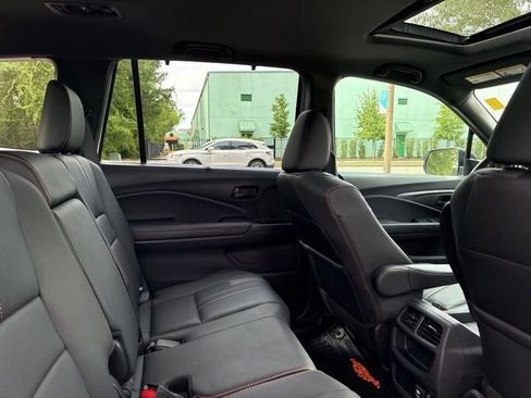 Used 2022 Honda Passport TrailSport image 18