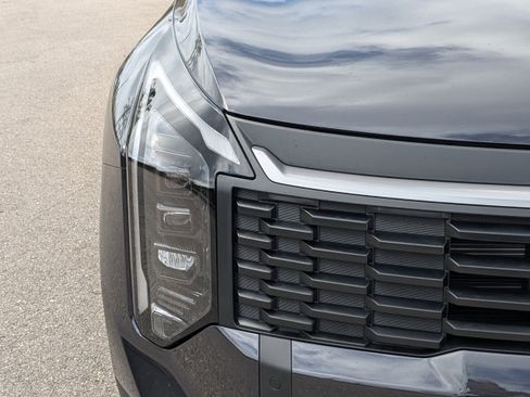 New 2026 Kia Sportage LX FWD image 11