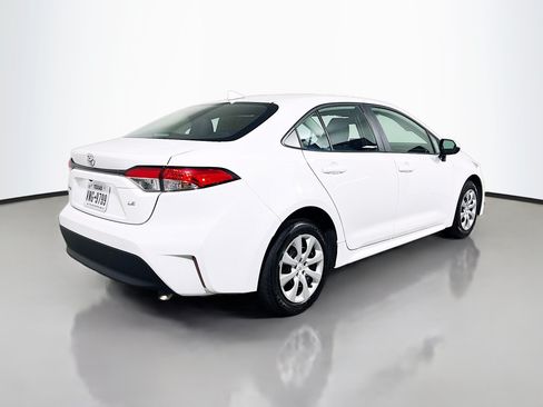 Used 2024 Toyota Corolla LE FWD image 4