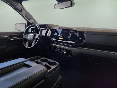 Used 2025 GMC Sierra 1500 SLT image 21