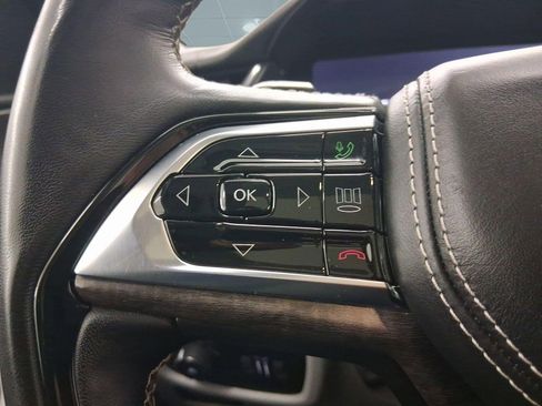 Used 2023 Jeep Grand Cherokee Overland w/ Adv Protech Group III image 15