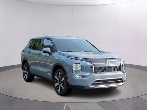 Used 2026 Mitsubishi Outlander SE AWD/4WD image 8