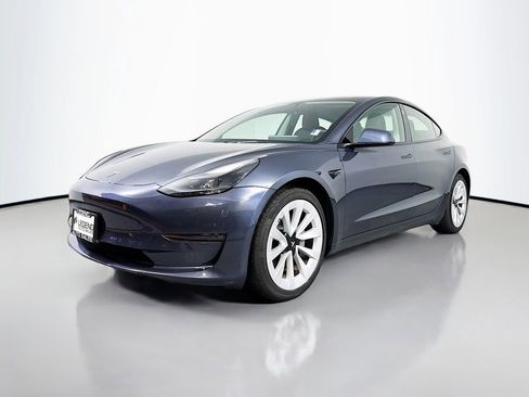 Used 2022 Tesla Model 3 Long Range AWD/4WD image 1