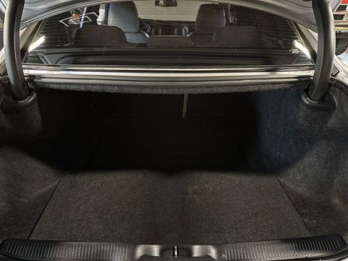 Used 2015 Dodge Charger SE w/ Sport Appearance Group image 22