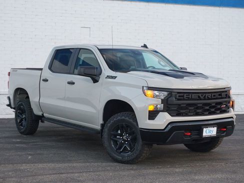 New 2026 Chevrolet Silverado 1500 Custom Trail Boss AWD/4WD image 3