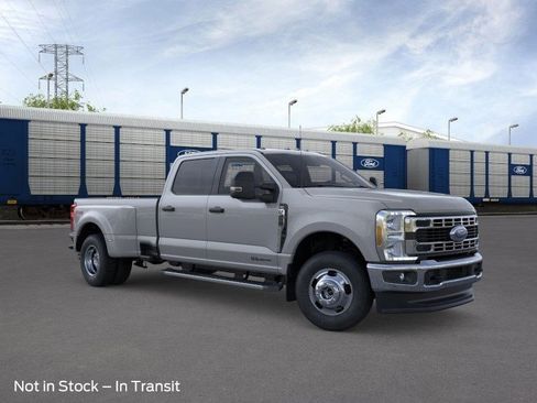 New 2026 Ford F350 XLT image 30