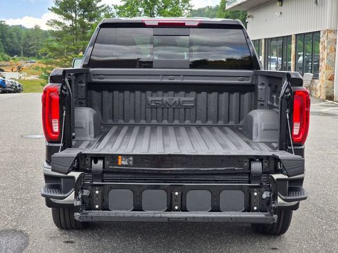 New 2026 GMC Sierra 1500 SLT w/ SLT Premium Plus Package AWD/4WD image 15